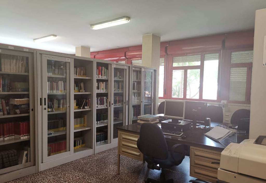 La Biblioteca